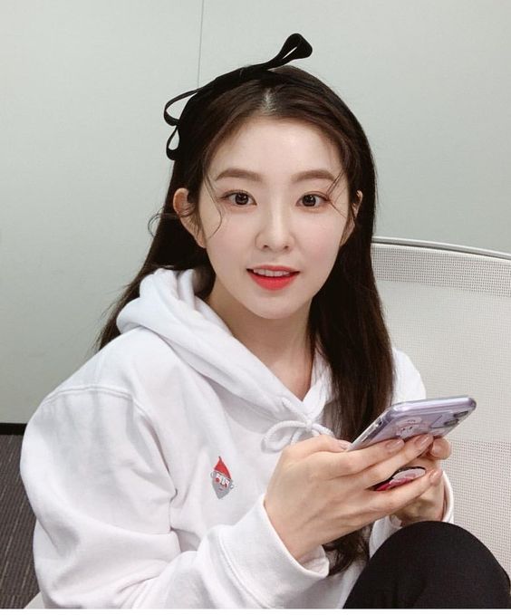 玩 3C 产品1没带防蓝光眼镜