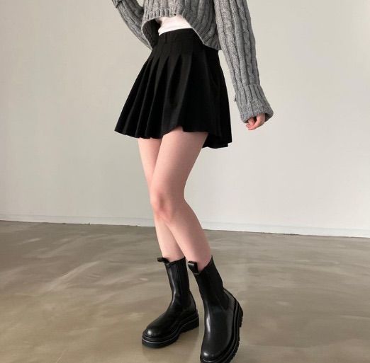 想要终结小粗腿命运、改善肉肉腿和假胯宽的女生看过来~近日源自日本SNS、小红书上掀起跟练热潮的「睡前10分钟瘦腿法」,顾名思义每天只要花短短10分钟就能急速瘦腿,还能帮助瘦小腹;网民实测后表示连续做3天左右就有感腿部线条更紧致,原视频博主亲测一个月腿围减了13cm效果超狂!