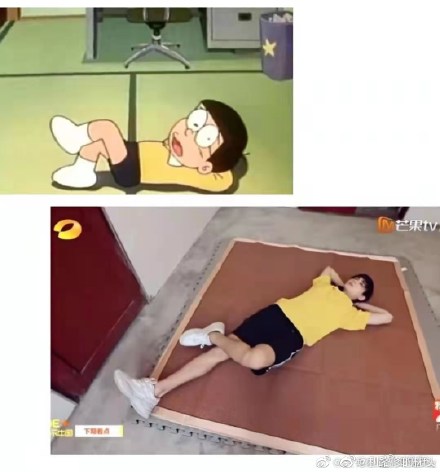 利老师登《快乐大本营》化身大雄?继续「想下班」精神放飞自我 利路修竟然比成团INTO1出道的好友们率先登上《快乐大本营》参与录制!最新一期节目预告中,身着黄衣黑裤的利路修在预告中继续「放飞自我」实践FREEDOM精神,等待主持人和嘉宾们的空隙直接抽空躺在地板上睡午觉,完美撞脸《哆啦A梦》大雄,睡姿也和大雄一样慵懒惬意笑喷网民~