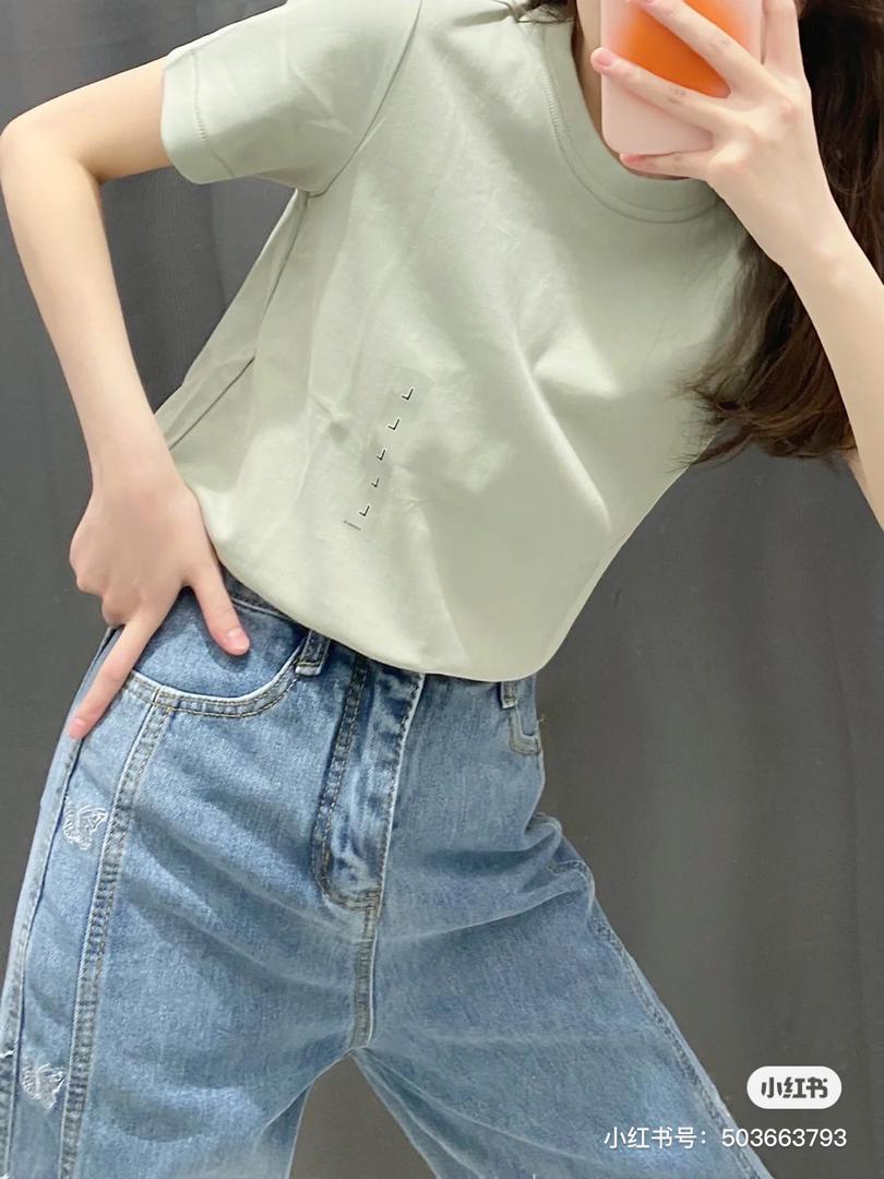 uniqlo T 34