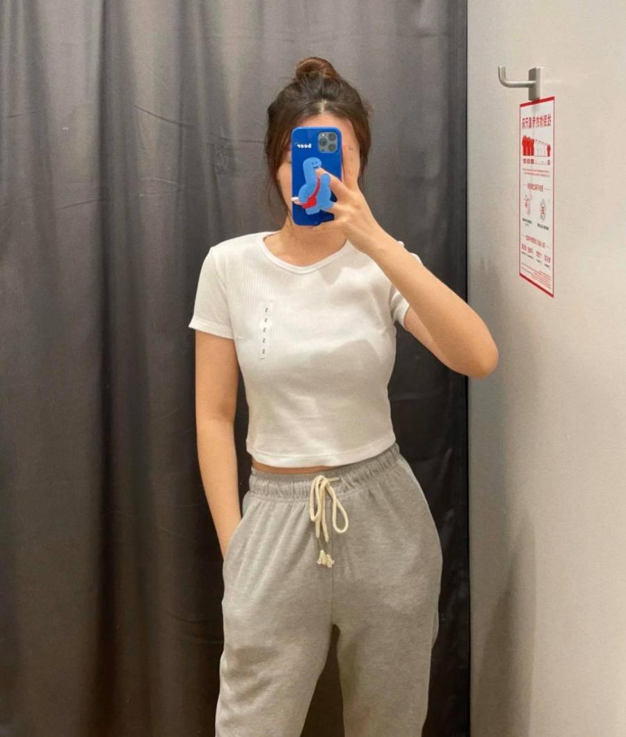 uniqlo 短板 T 4
