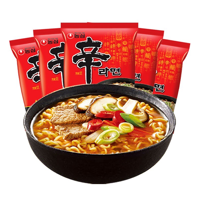 # TOP 1 :NongShim 农心辛拉面 是的没错~欧巴欧尼们心目中的泡面No.1,依然是霸榜近乎18年冠军宝座的农心辛拉面!辛辣微酸的泡菜辣汤底、Q弹有劲的面条,稍微加点自己喜欢的配料就好吃MAX,是让人很是上瘾的口味呢~>>> 【点击查看Shopee购买链接】