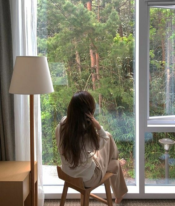 快节奏的时代下、忙碌的都市生活里,不论我们的愿不愿意,都只能任由时间、竞争将我们推搡着向前进...以前还可以在感觉被生活压得喘不过气时,外出旅游、奔向大海或大自然丛林,寻片刻宁静;不巧近年遇上全球疫情肆虐,精神压力、生活负担日渐加剧,事事都让人觉得好无力。