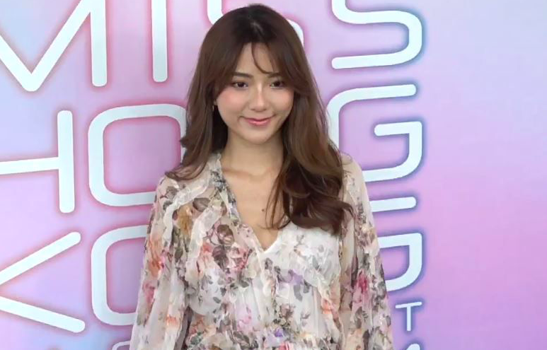 今年面试现场也有不少一出场就很吸睛的佳丽，比如IG上原本就小有名气的KOL、撞脸女明星的参赛者；其中艺人关礼杰的女儿参赛备受关注，气质和外形都获赞综合素质相当高。