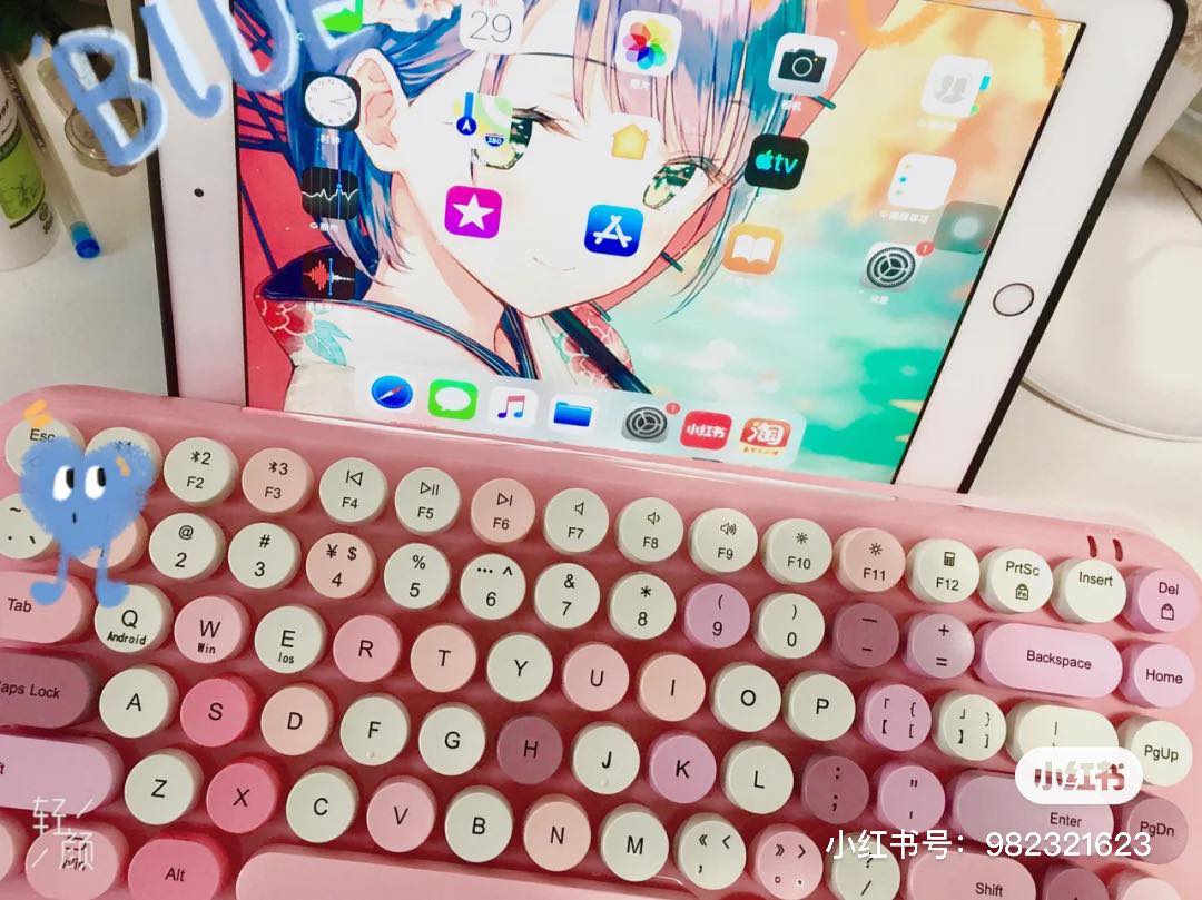 # 8 设计圆润+调色很具童趣感的这款BOW K810机械键盘也是小红书上很多自媒体博主推荐的「爱用物」。颜值好看、打字顺畅没什么反应延缓问题，特别的事敲键盘时打字声音非常清脆疗愈。