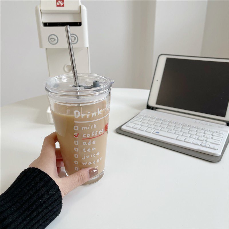 # 9 可爱手写字INS风设计透明玻璃水杯 >>> 【点击查看Shopee链接】 如果对卡通图案水杯不来电,这款手写字INS风设计的透明水杯或许会合你心意;简简单单的设计就特别好精美!一套购买还有附送不锈钢吸管哟~