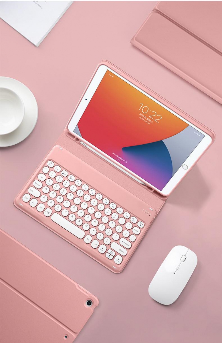 # 1 「键盘+保护壳」一体成型的设计居家或携带出门使用都非常方便。磁吸拆分式+轻又薄的设计，RM100不到就能轻松将iPad秒变Macbook！搭配圆形静音设计键盘，加上还有内置收纳笔槽；无论是颜值还是功能性都超强！奶fufu的蓝色、粉色、黄色都少女心MAX～
