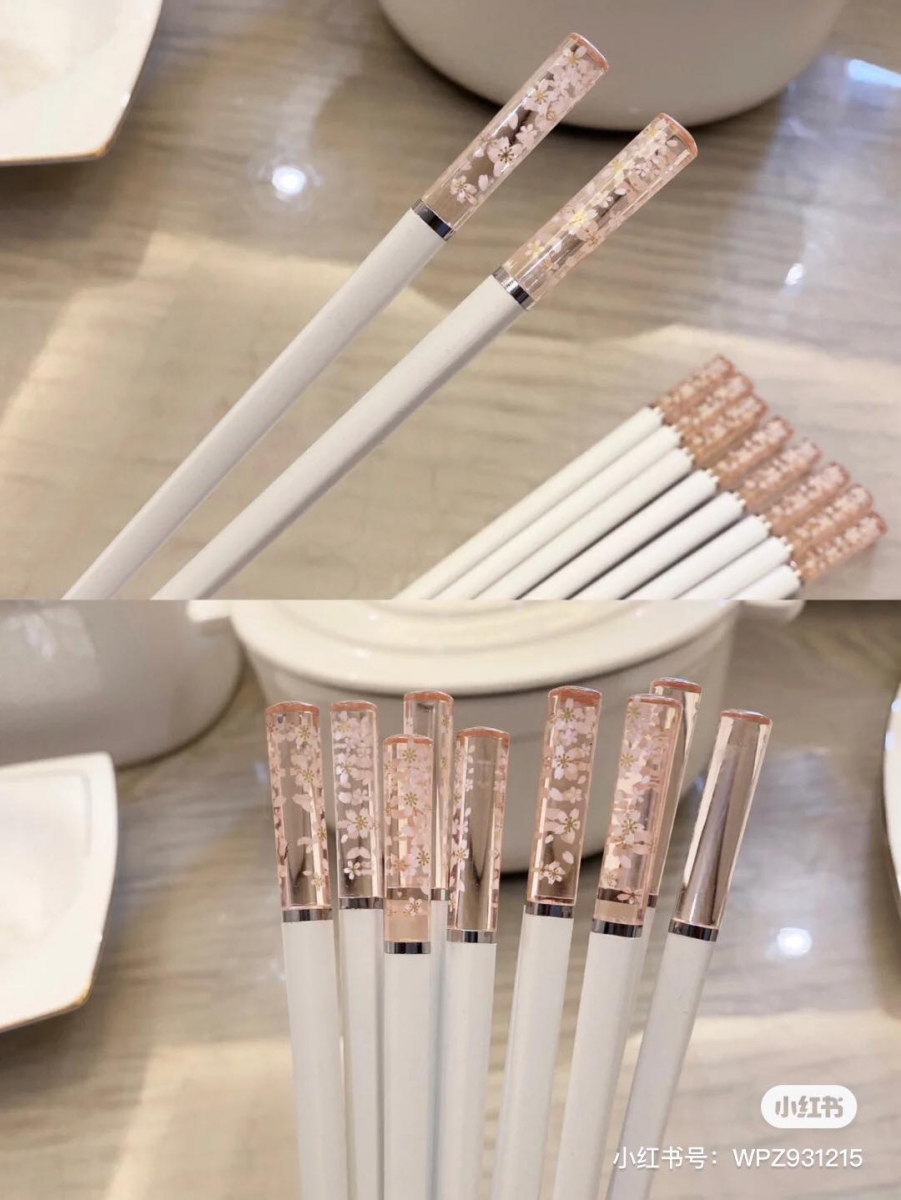 奶白色厨具家电 6