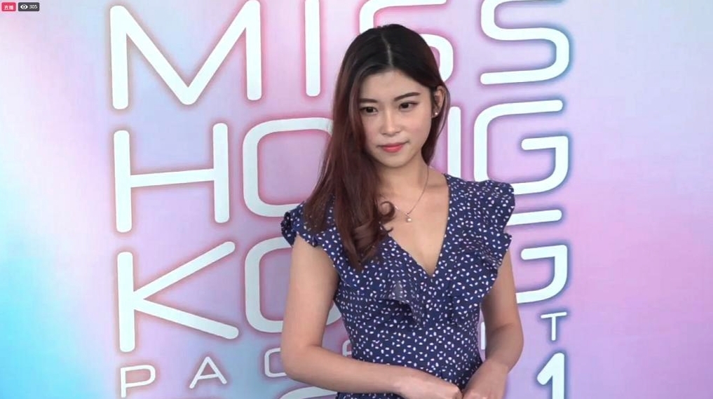 今年面试现场也有不少一出场就很吸睛的佳丽，比如IG上原本就小有名气的KOL、撞脸女明星的参赛者；其中艺人关礼杰的女儿参赛备受关注，据悉是爸爸的圈内好友张兆辉提名的呢～
