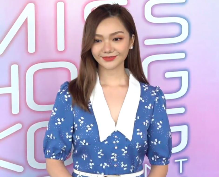 今年面试现场也有不少一出场就很吸睛的佳丽，比如IG上原本就小有名气的KOL、撞脸女明星的参赛者；其中艺人关礼杰的女儿参赛备受关注，据悉是爸爸的圈内好友张兆辉提名的呢～