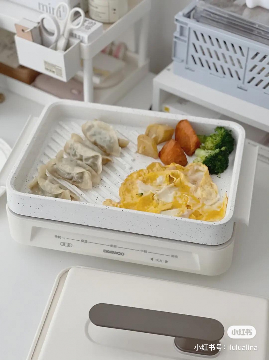 奶白色厨具家电 12