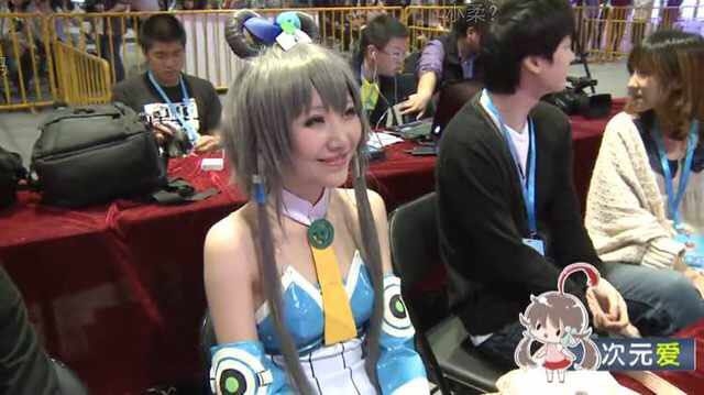 随着名气越来越火,网上亦出现了不少关于小柔SeeU的黑料;除了曾经卷入过抄袭事件、有传在日本出活动时强凹未婚少女人设被轰,据悉也因为表情单一、PS化妆、太过火的P图被骂翻。有网民在讨论区爆出她的真人照片、旧时素颜照vs精修照片的对比,差距真的相当大!