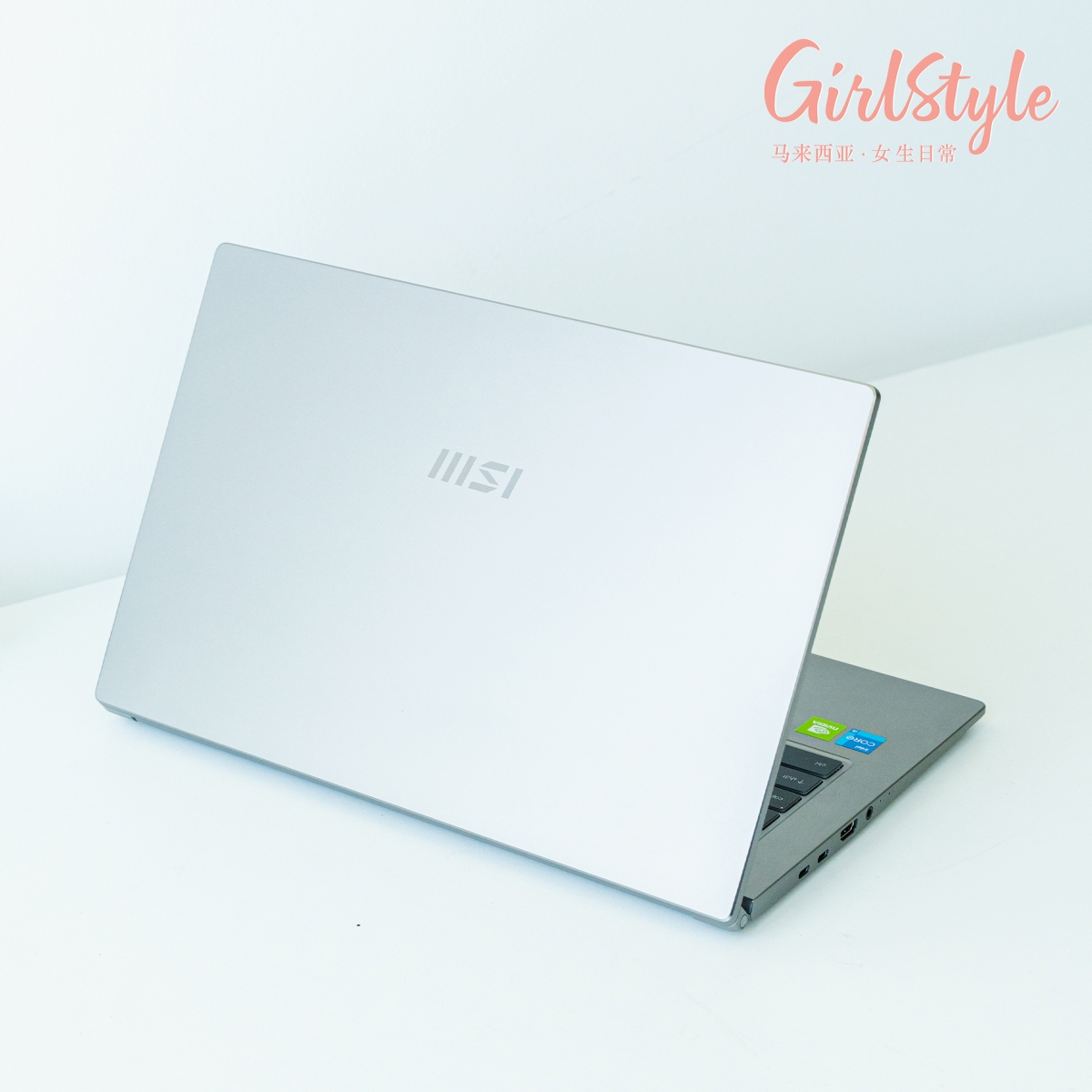 谁规定高颜值的不能当实力派？相信美编，下面这款外型超高颜值、硬体效能表现非常强大的最新MSI Prestige 15，不仅是工作神助攻，也是娱乐时的良伴～无论你是Work From Home新常态下用来办公，还是线上学习、学设计/剪片、追剧、网购或电竞...都能助你一臂之力完美展现专业力和生产力，陪你高效工作、尽情娱乐！