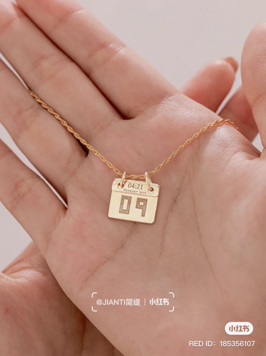 日历设计比月历设计更简约,但纪念意义和精致感不减!