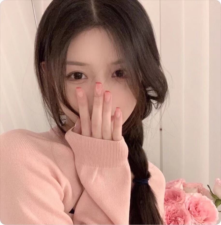 233 233很常被中国网民使用,延伸自猫扑论坛的表情代码233(大笑表情);如果看到233333333… ,数字3越多代表笑得越猛~ sk /srkl 网上经常可以看到「sk我的小宝贝」、「亲爱的srkl」~ 其实就是「生快」、「生日快乐」的拼音首字母缩写。