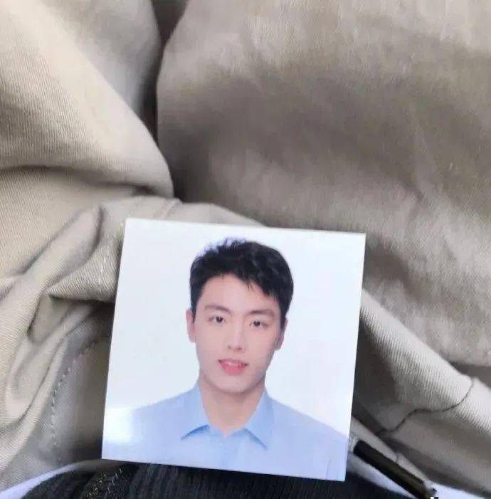 吴俊杰则是队内少年成名的代表,11岁时就曾在全国少儿游泳锦标赛中破全国11岁年龄组记录,主攻项目200米个人混合泳和4x50米自由泳接力,两项比赛都会获得了金牌。