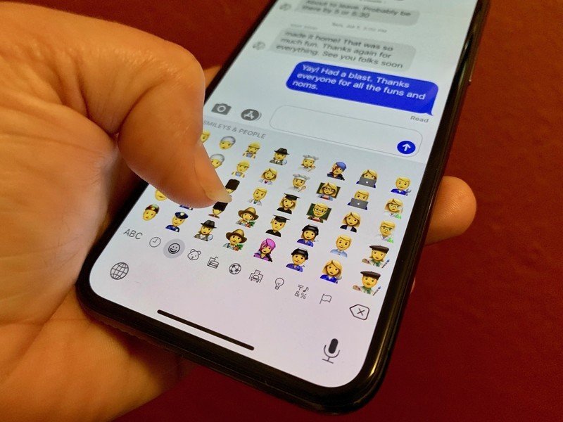 iphone emojiiiii