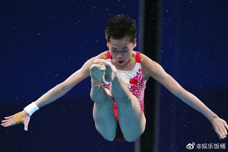 0806quanhongchan4