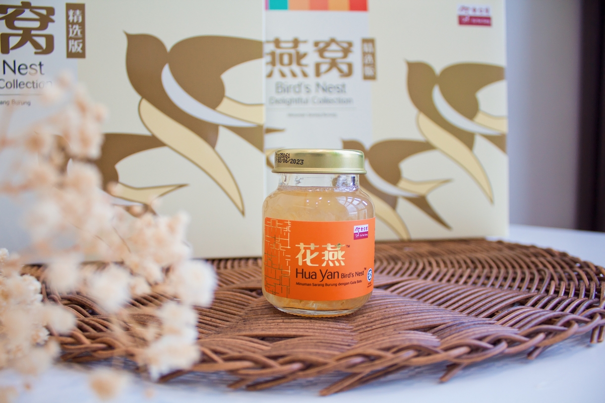 ✨ 花燕:来自婆罗洲洞穴壁的天然矿物质,成就了花燕独有的红、黄、白三色效益;口感饱满丰富且散发清新蛋白香,良好滋补身体和美容养颜。