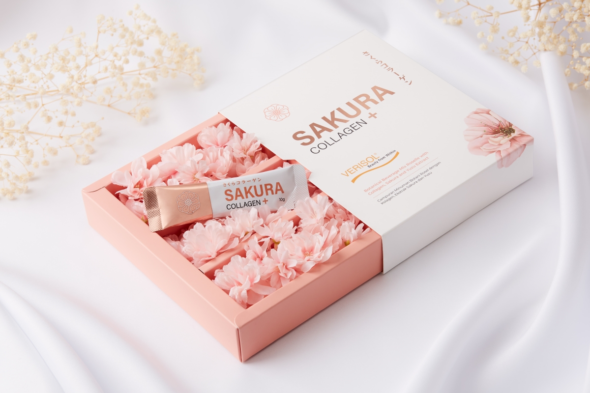 美编近期发掘到的这款Sakura Collagen+,许多网友吃完都狂推荐表示效果十分显著、超值的一再回购!其中最关键的「专利樱花萃取」让你不用瓶瓶罐罐和昂贵医美项目,也能使皮肤有感恢复健康亮采。如何用它助攻你的「变美计划」?马上跟着美编来一一了解: