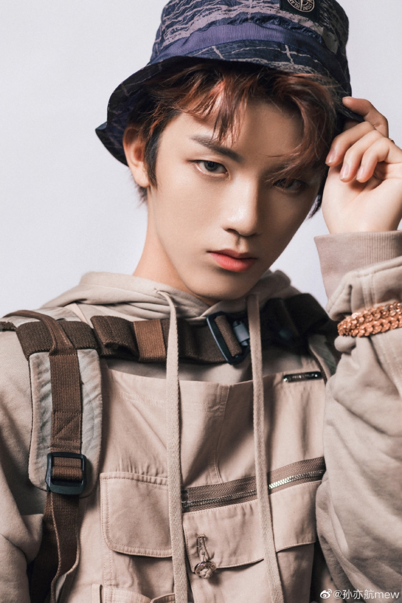 98e534a3ly1gsio8vkjl3j23dp52khdx