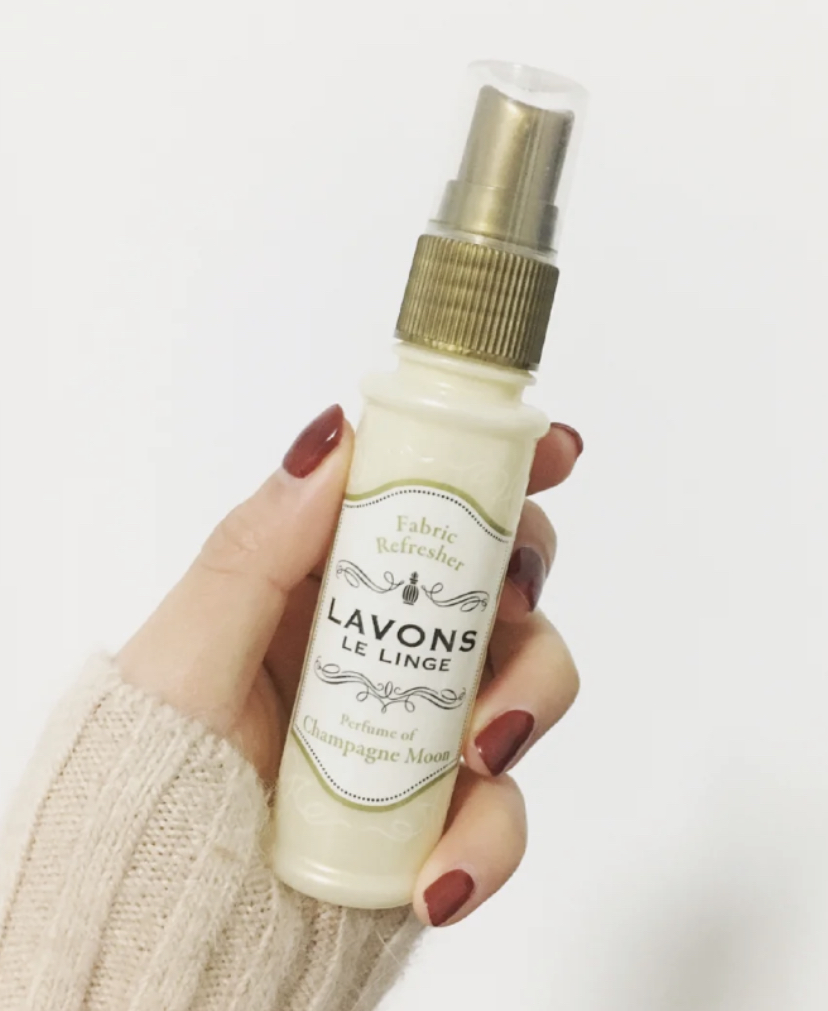 高颜值奶油白外表可以除臭，去除细菌以及防止静电哦