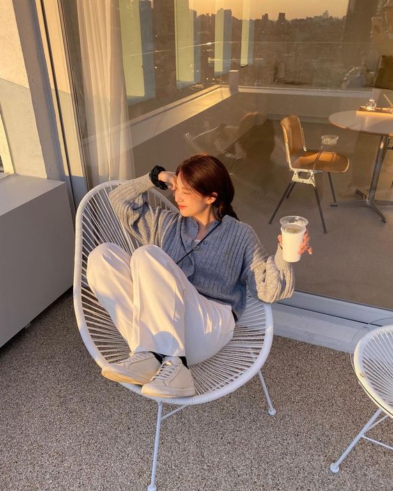 为了减重各种办法都愿意去尝试,但效果却没有想象中的理想?别灰心,今天小编就分享一个99%的人都能做到却最容易忽视的「喝水减重秘诀」让你越喝越瘦 ~