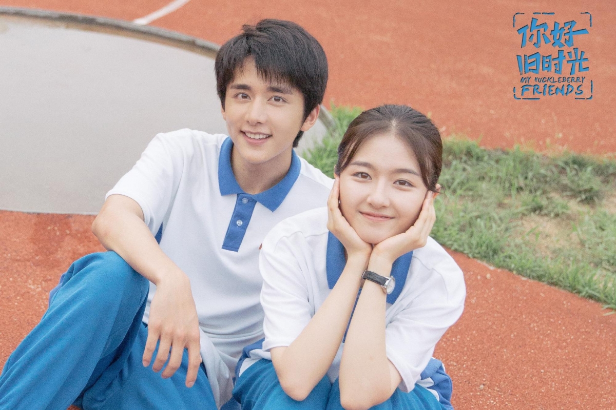 《你好,旧时光》里林杨的世界全部都是余周周;《最好的我们》中喜欢都藏在细节里的耿耿和余淮;《暗恋橘生淮南》中长达15年从暗恋到相恋的盛淮南和洛枳...