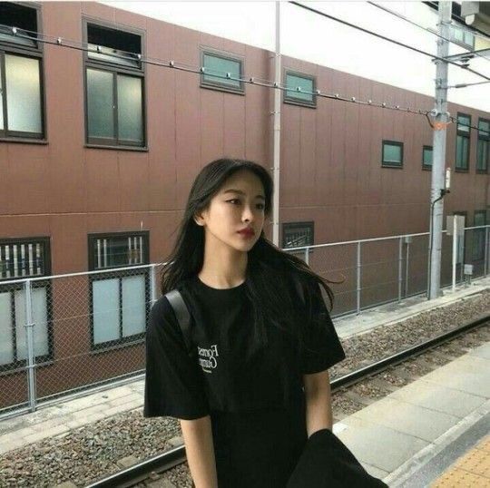 D型 - 女性Alpha(弱男性) | 你的灵魂会偏向男性一些,在外人面前总是表现得很坚强。