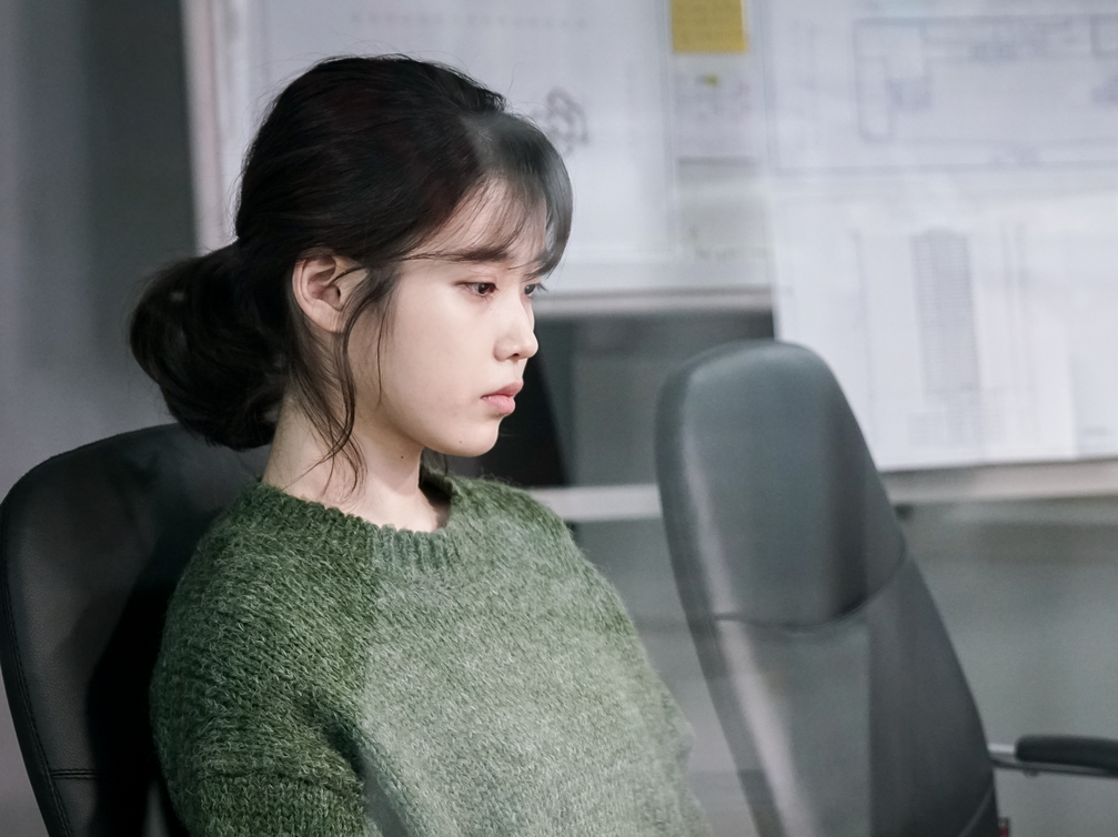 该考虑换工作的职涯迹象(二):感觉和公司团队理念、上司/企业老板「三观不合」 倘若觉得自己的理念都和公司团队、上司或老板的价值观不太相符,就如同「三观不合的情侣」无法走得长远的道理一样,或许离开去寻找三观更契合的新就职环境更理想。当然了,过程中也需要深入反省一下自己和公司团队、上司相处不融洽,或是理念不合的根本原因,自我调整好、有错就改,才能避免未来再重蹈覆辙。