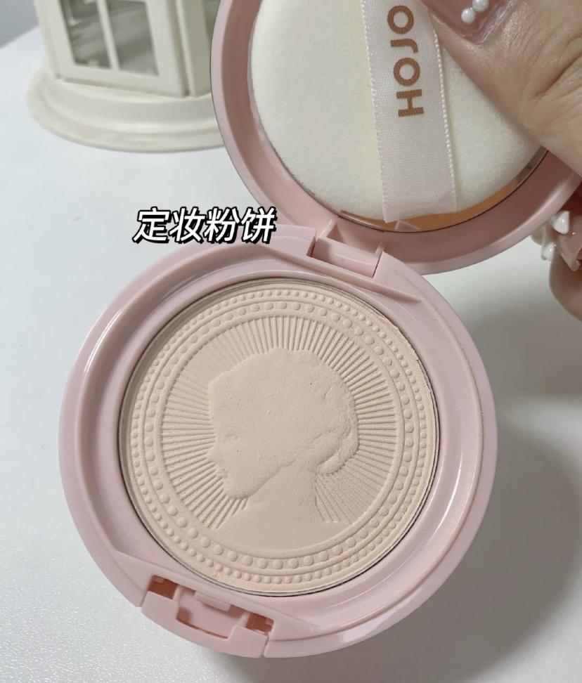 浮雕羽柔蜜粉饼