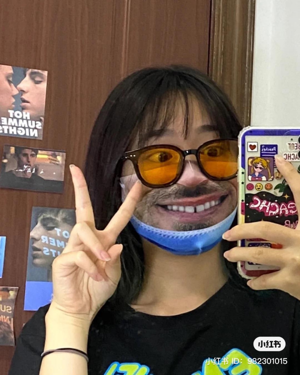 还有用户返评表示「自从上次被尾随后,每次下班我都带上,果然安全多了」,推荐所有工作需要加班或夜归的女生戴上,保管比防狼喷雾更有效!