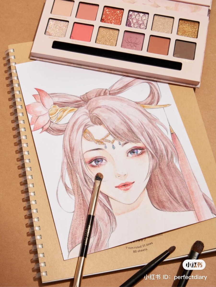 柔情似水「貂蝉」粉紫盘 柔美的粉色调、紫色调，轻松混搭完成多款温柔系粉/紫色眼妆，约会或聚会时想透过妆容展现灵动可爱不失优雅的气质，选这盘非常可！