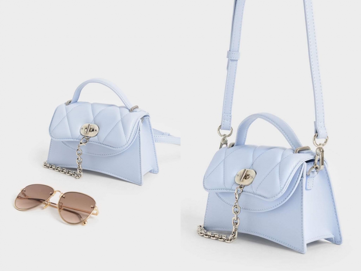 Charles & Keith Quilted Front Flap Chain Link Bag - Light Blue 天蓝色菱格纹手提斜背包 | ~一款包包满足3种背法,不规则的廓形剪裁以及菱格x皮革面的呈现,层次感十分丰富。