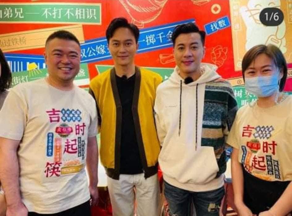 据民众透露,邀请函上的亲笔字都是梁汉文写的,还附上了5位大湾区哥哥的签名,诚意十足 ♥