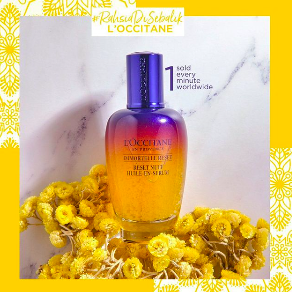 L‘OCCITANE Immortelle Reset Oil-In-Serum 星光瓶精华今年迎来强效升级,不仅运用了可最大化保留精华萃取有效成分的拟生态萃取技术,还往星光瓶里注入了10倍的蜡菊精华油,使用7天有效赶走皮肤疲态焕发健康亮泽感,高效稳定肌肤状态。
