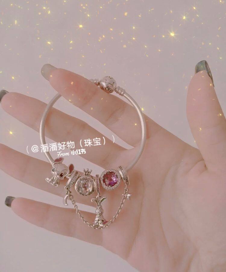 随便搭配成项链或手链都是精致可人的女神范儿。