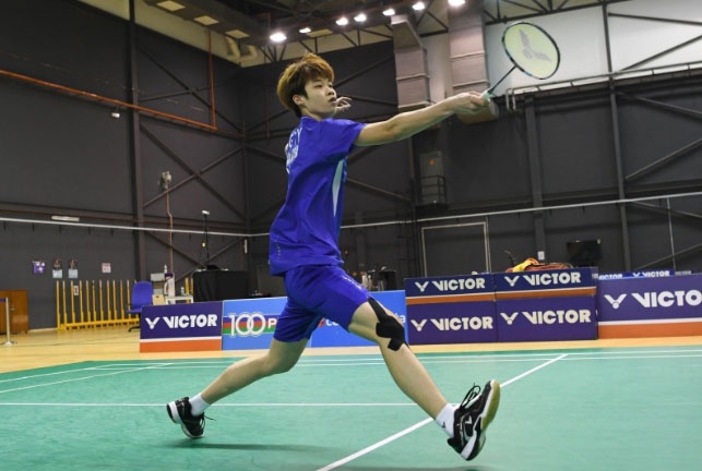 黄智勇球技打法备受教练黄综翰肯定:「他的打法是守中反攻,打比赛思路非常清楚、战术很清晰。」    他也大赞黄智勇虽然年纪小、是队新星,但完全没有因为怯场导致自乱阵脚。