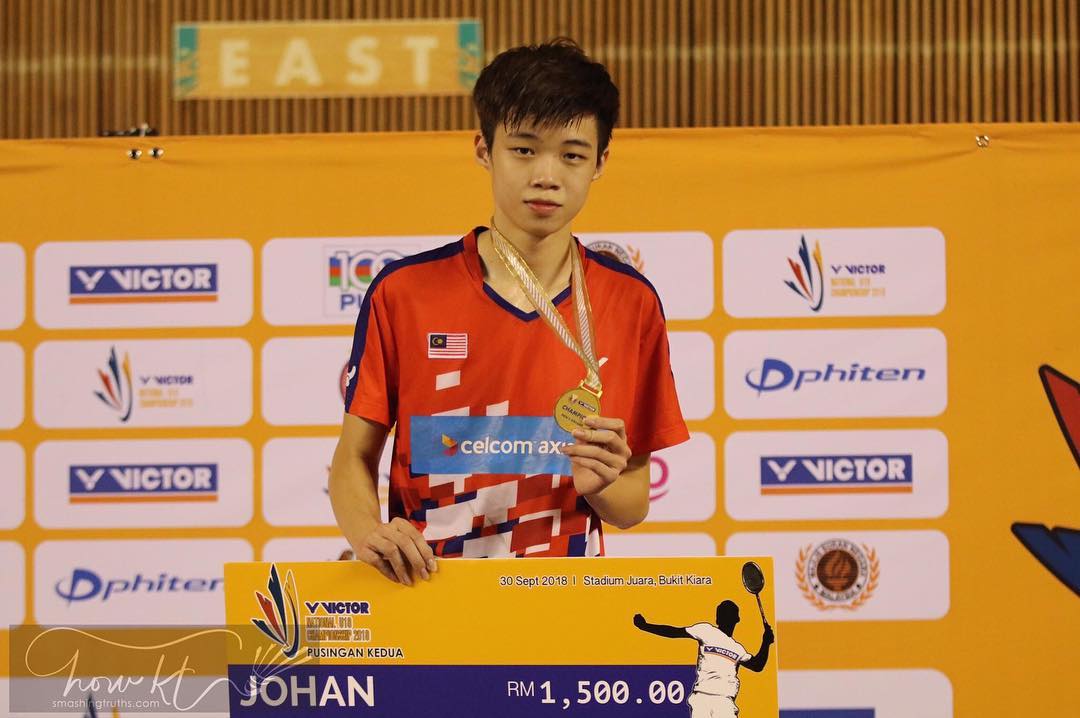 李宗伟曾在和林丹的「冠军驾到」直播聊天室中透露,自己刚开始打奥运时并非头号种子选手,从作为国家第三单打起,慢慢积累了宝贵经验。    此番00后小将黄智勇在汤杯作为第三单打,加上他在过去多场队内和国际赛事中迎战选手时的良好发挥,因此被许多大马网友看好会和李宗伟一样,走上「第三男单逆袭之路」。