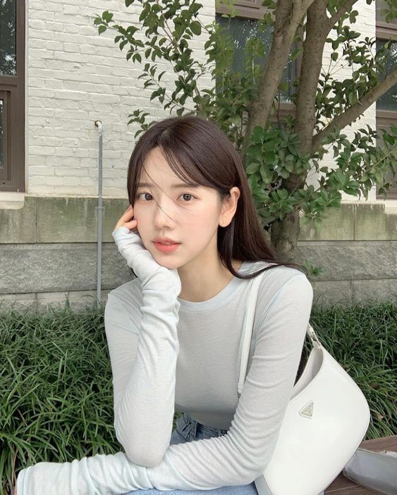 选择【岛屿E】:企业型 | 说服他人、领导他人一起迈向成就,会让你成就感满满。你不惧承担风险并且愿意承担领导责任,也擅于发掘别人的能力,将对的人安排在对的职责上。你适合的职业包括企业家、创业者、经理人、销售人员、人力资源管理者等。