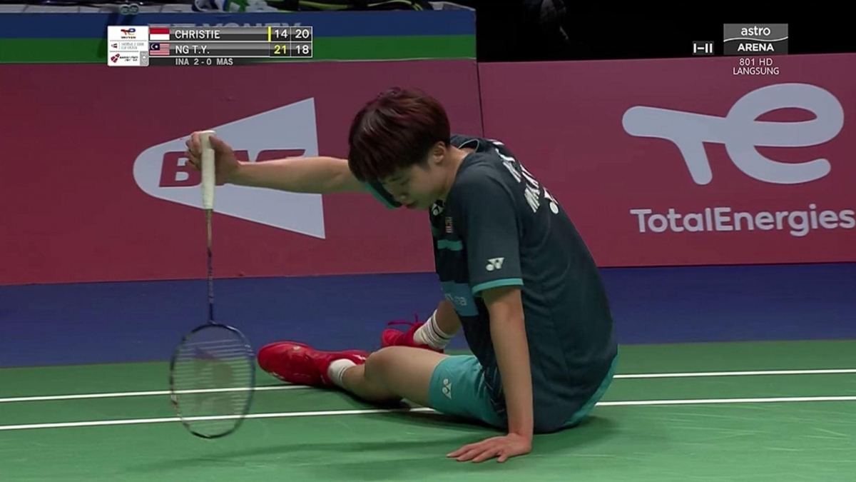 李宗伟认为只要「黄智勇」改进自己的落点并获得比赛的曝光机会来累积经验,在未来三年肯定可以在羽坛占据一席之地。「我可以说,如果智勇能够保持现在的势头,进一步提升比赛水平,也许他在未来可以接班我成为世界最好的男单球员之一」