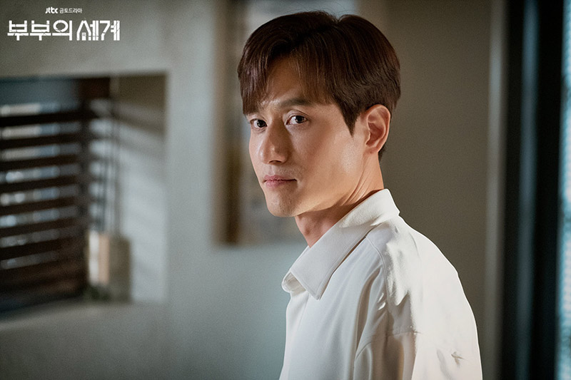 讨论区中某网友提出的「名字有 -son 多数是渣男」定律,让许多人表示大感赞同!比如Anson、Dickson、Jason等名字尾音带有「-son」字的都纷纷躺枪!另外,Jonathan也是登榜次数很多的一员。