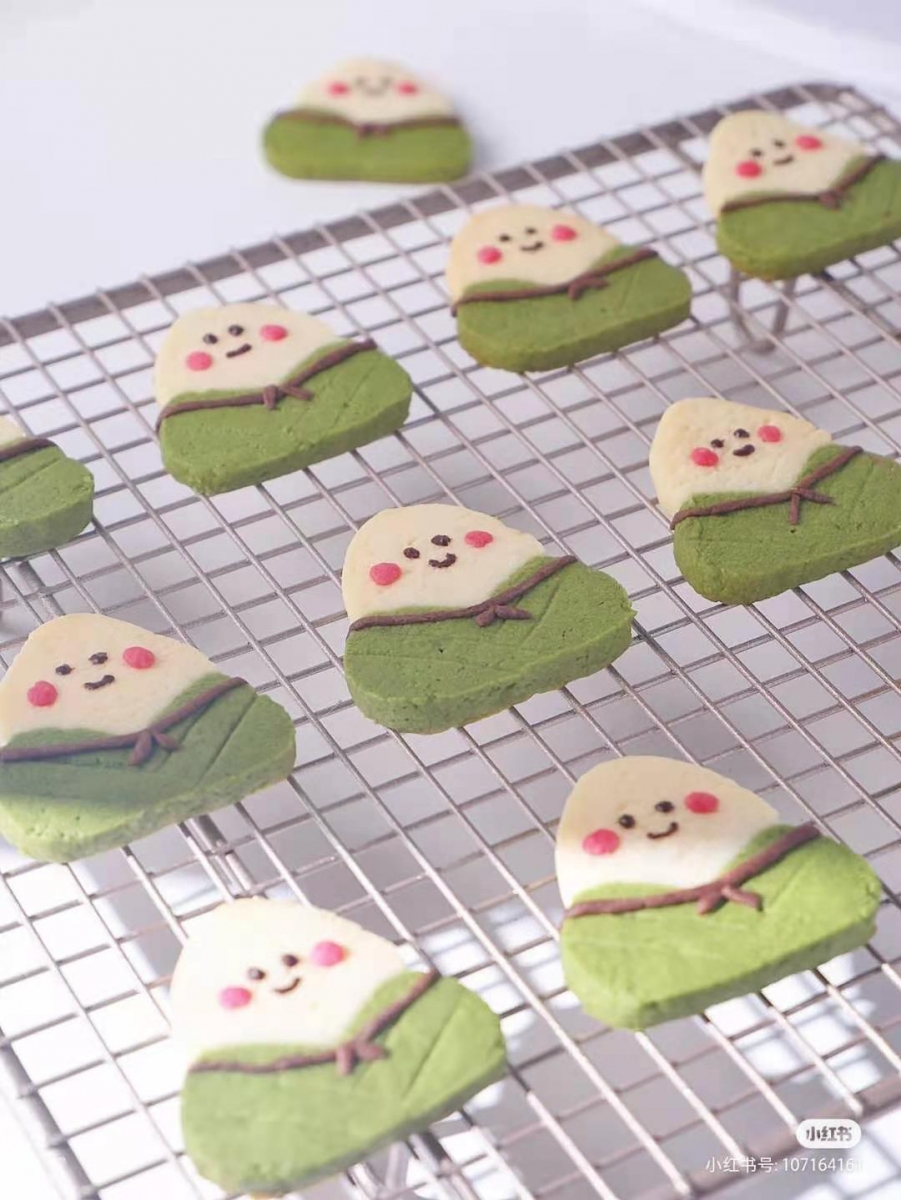 小粽子曲奇饼干准备烘烤~