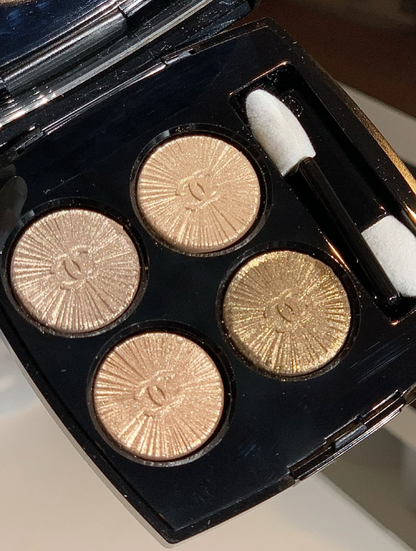 经典又高级的4色眼影盘全新色号!