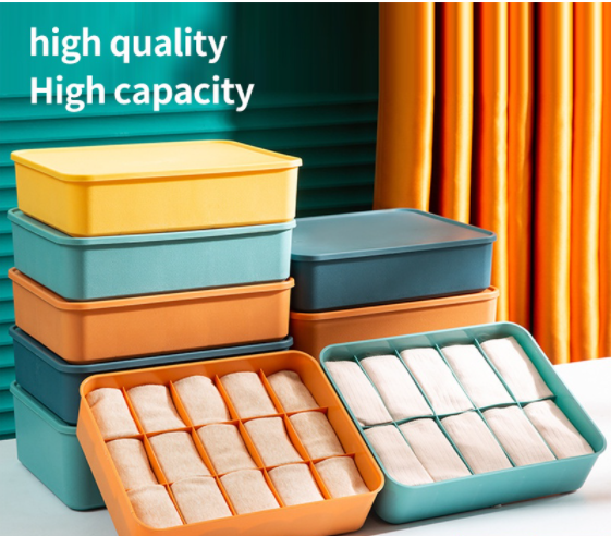 内衣/内裤都是个人隐私的物品,使用这款内衣收纳盒不止能很好的分类,还能将它们隐秘起来 。