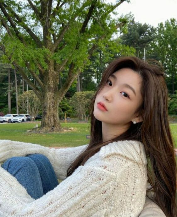 相信不少学生党或上班族经常都必须用Presentation来展现自己的学术成果，当中除了内容外PPT设计也十分重要！那么今天，小编从小红书上为大家整理了近20款「CANVA素材搜索关键词」推荐，看起来更加丰富又多样化，保证能在重要的 Presentation 获赞得高分！