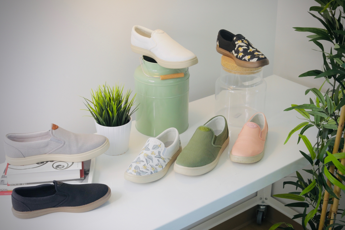 为了让足部时刻保持香气通风，小编最近无意间被一双来自 XpreSole Cody 休闲「咖啡鞋」给深深种草。