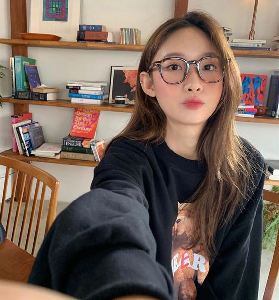 主要的目的就是训练自己的语言组织能力,想要同时提高口才可以自己编织故事
