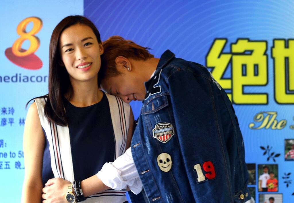 两人的感情状态扑朔迷离一段日子后，方伟杰在 2019 年被匿名者爆出和黄思恬暧昧简讯，事后林慧玲也取消对方伟杰的关注，两人的关系也因此破裂未能修成正果。