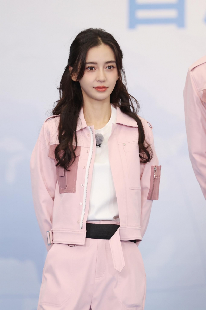 《暮色心约》网传定角阵容爆出后不受看好。